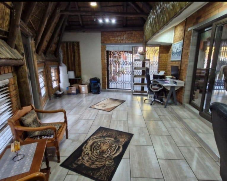 4 Bedroom Property for Sale in Vaal Park Ext 1 Free State